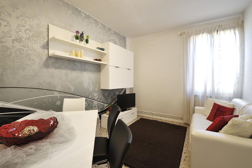 Venice Garden View Apartments Bagian luar foto