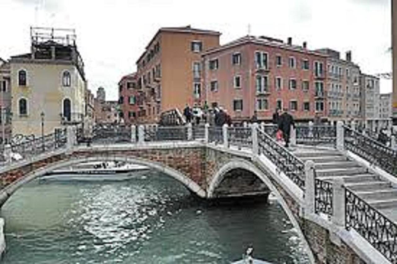 Venice Garden View Apartments Bagian luar foto